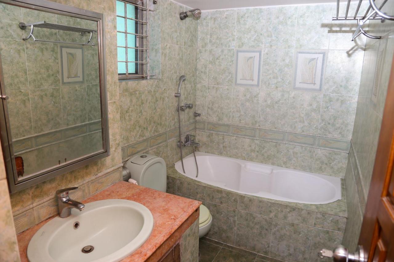 Maya Service Apt Guest House Dhaka Bagian luar foto